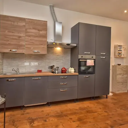 Apartamento Zeneli&zeneli