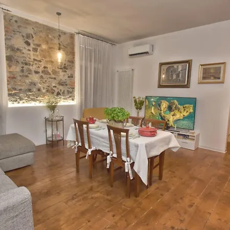 Zeneli&zeneli Διαμέρισμα *